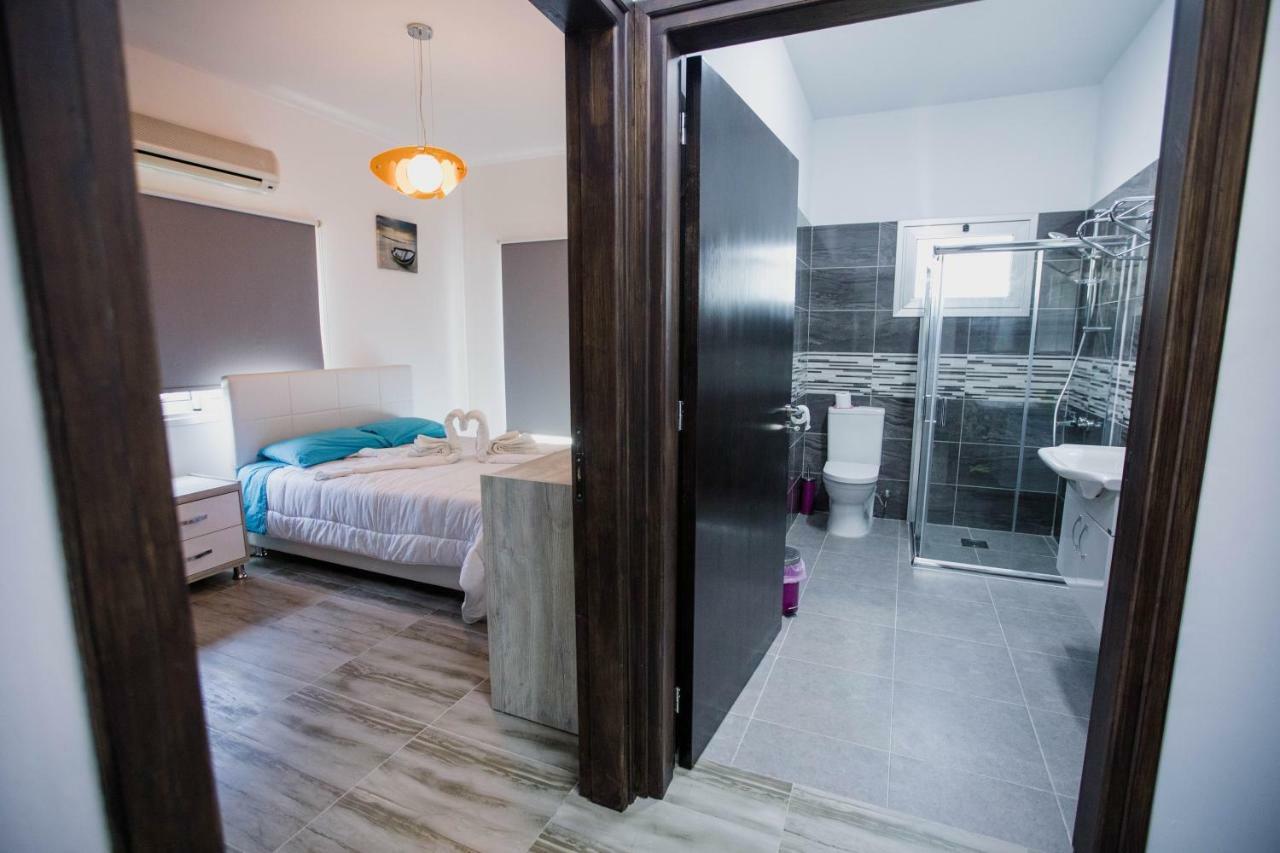 Twins Apartments Kato Pyrgos Exterior foto
